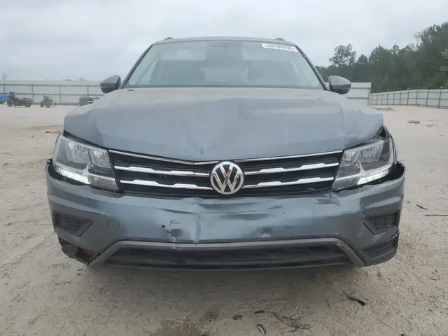VOLKSWAGEN TIGUAN SE 2021