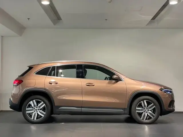 MERCEDES-BENZ EQA BENZ EQA 2024