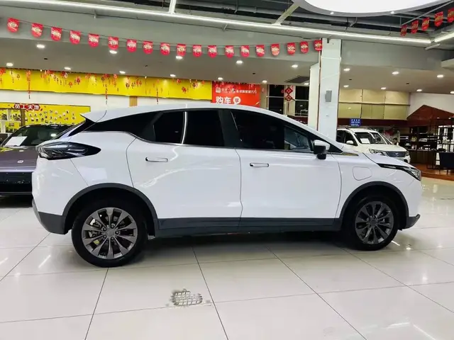 GEELY GEOMETRY C 2022