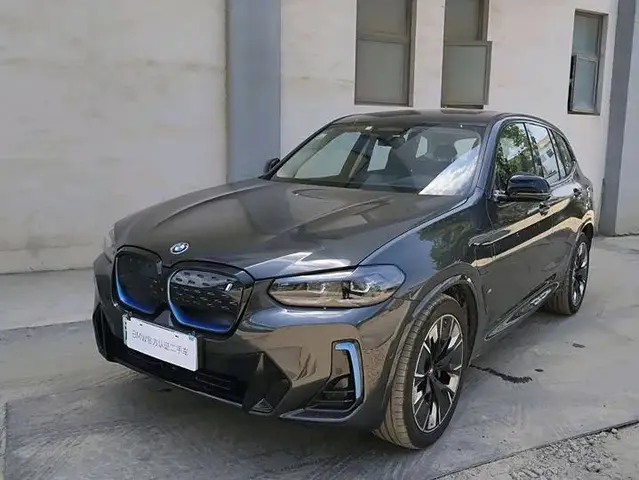 BMW IX3 2021