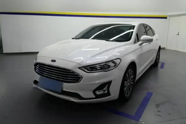 FORD MONDEO 2021