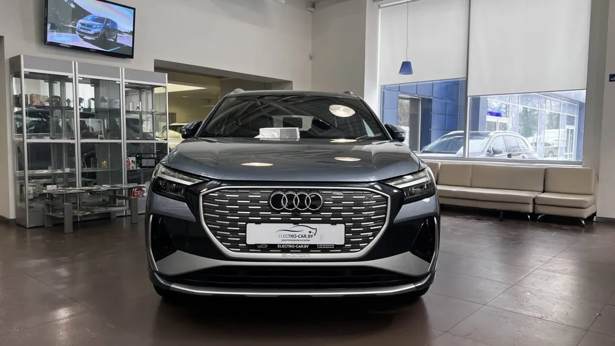 AUDI Q4 E-TRON CREATIVE EDITION 2023