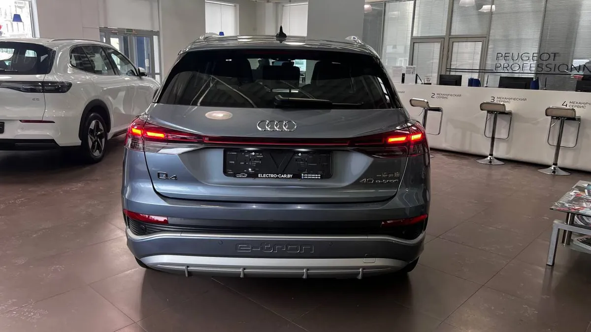 AUDI Q4 E-TRON CREATIVE EDITION 2023