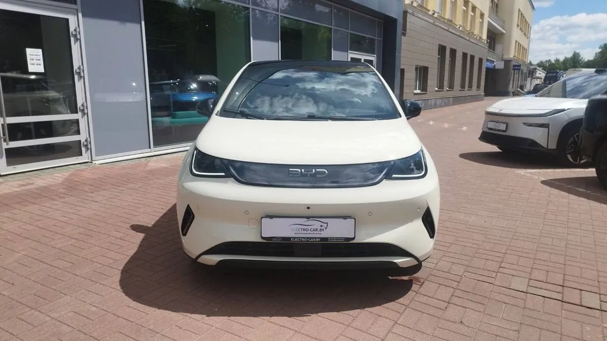 BYD DOLPHIN 520KM SMART DRIVING 2025