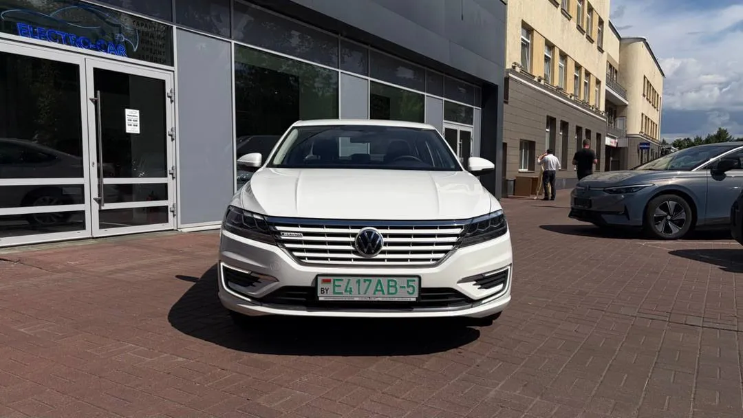 VOLKSWAGEN E-LAVIDA PREMIUM 2021