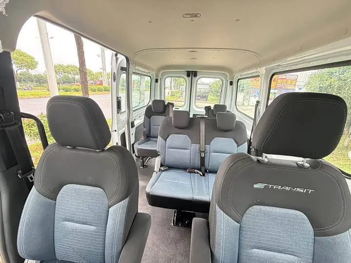 FORD E-TRANSIT 2025