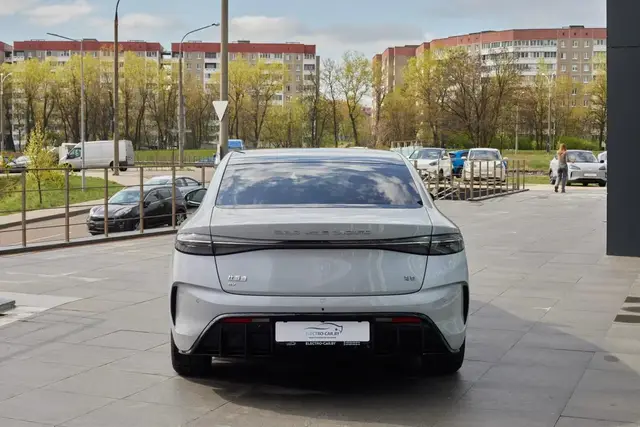 BYD SEAL KM SEAL 700 KM PREMIUM 2024