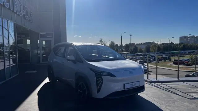 SMART EDITION WHITE 2025