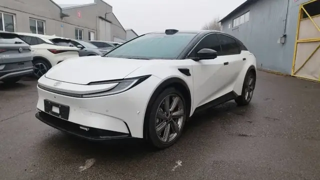 TOYOTA BZ5 550 PRO SMART 2025