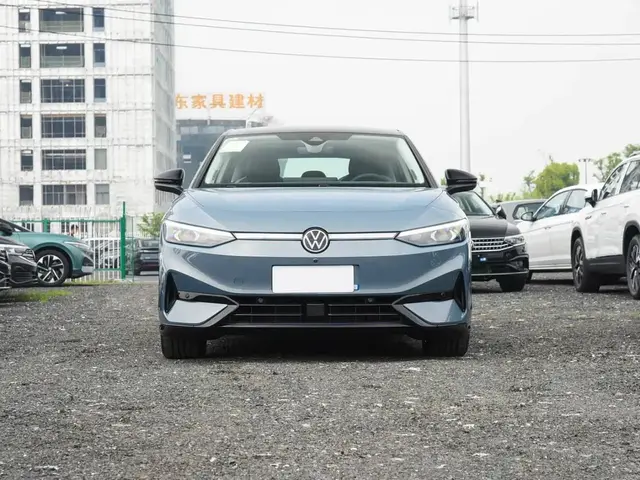 VOLKSWAGEN ID 2023