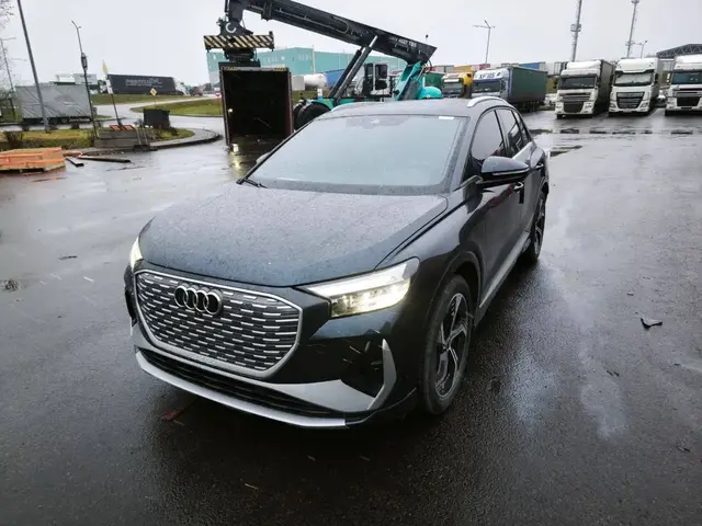 AUDI Q4 E-TRON CREATIVE EDITION 2025
