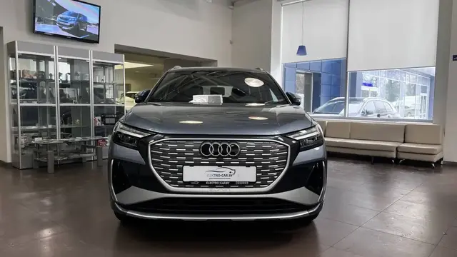 AUDI Q4 E-TRON CREATIVE EDITION 2023