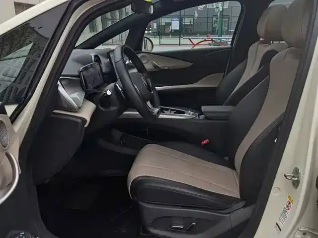 BYD DOLPHIN 520KM SMART DRIVING 2025