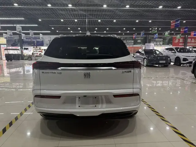 BUICK E5 PREMIUM 2025
