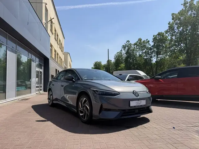 VOLKSWAGEN ID 2023