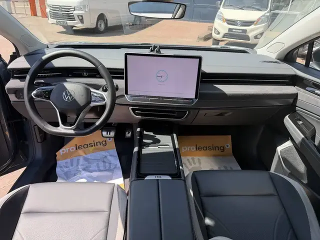 VOLKSWAGEN ID 2023