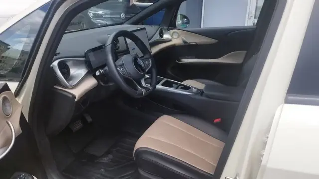 BYD DOLPHIN 520KM SMART DRIVING 2025