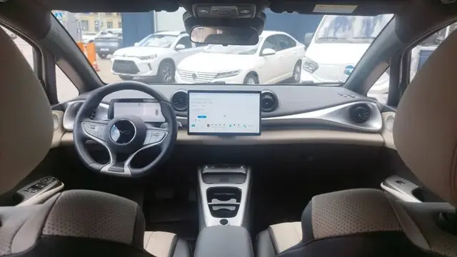 BYD DOLPHIN 520KM SMART DRIVING 2025