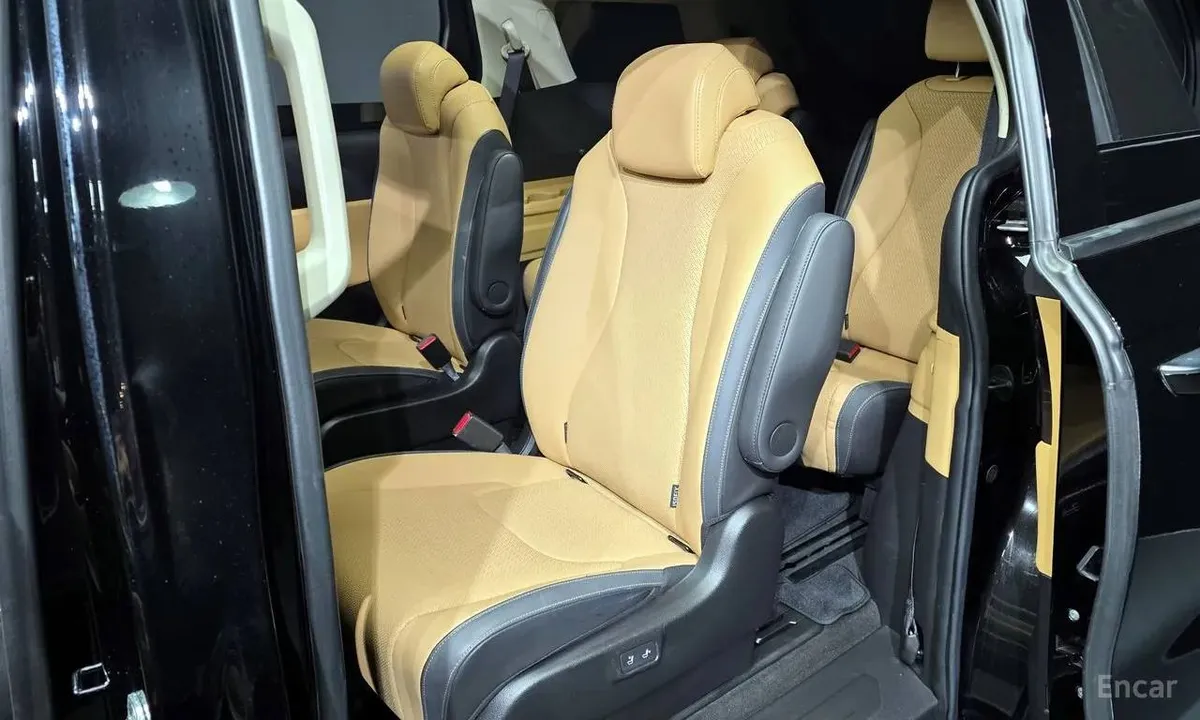 KIA CARNIVAL SIGNATURE 2022