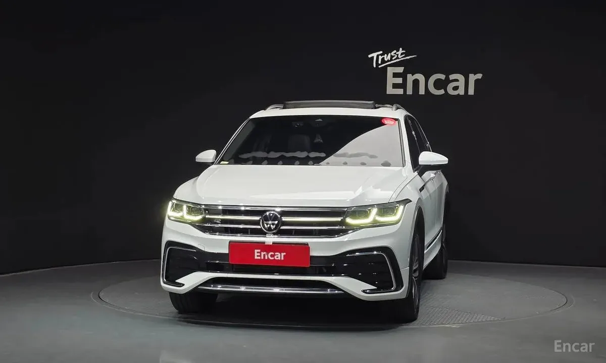 VOLKSWAGEN TIGUAN R-LINE 2 2023