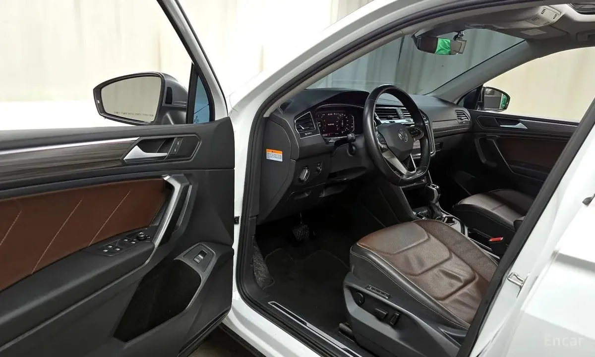 VOLKSWAGEN TIGUAN 2022