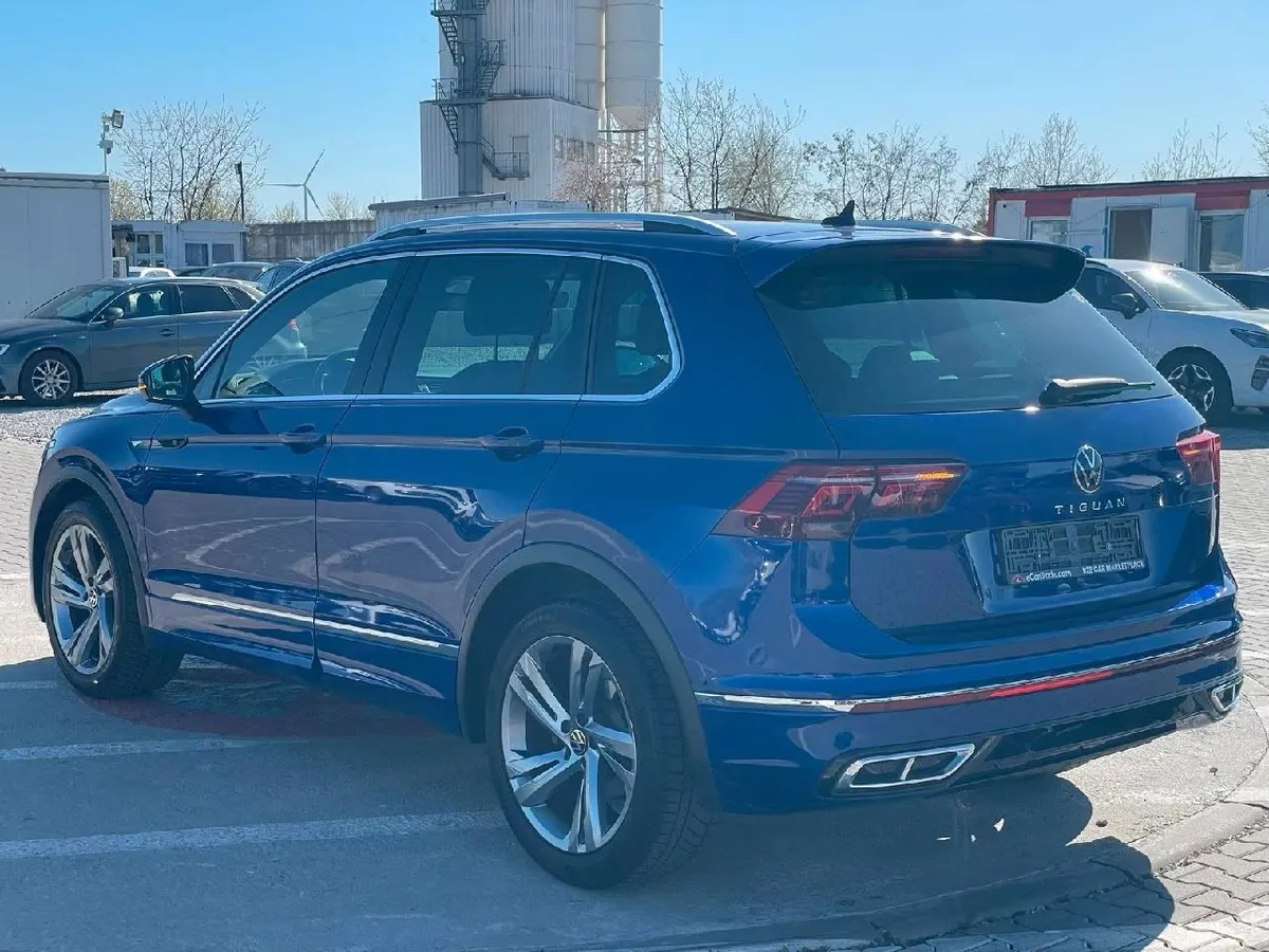 VOLKSWAGEN TIGUAN R-LINE 2022