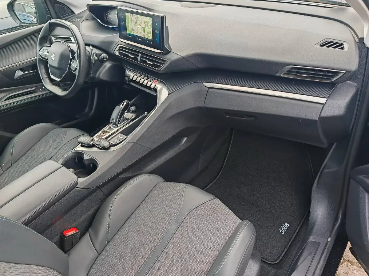 PEUGEOT 3008 2022