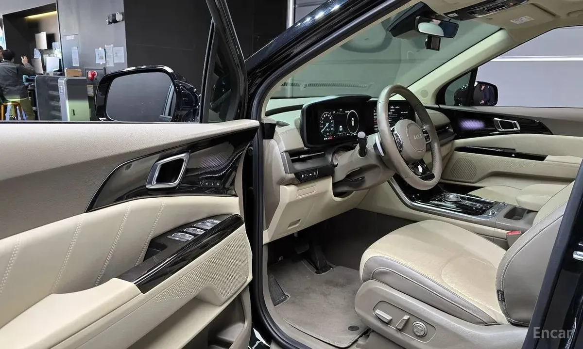 KIA CARNIVAL SIGNATURE 2022
