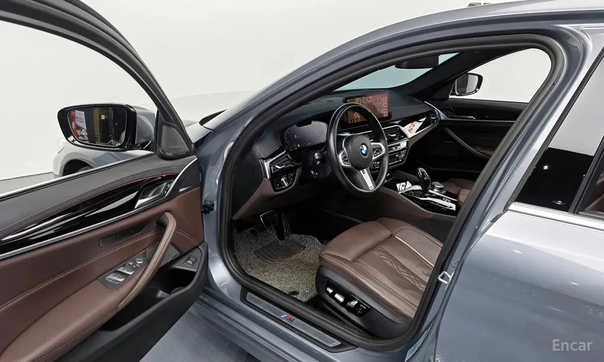 BMW 530I M XDRIVE 2022