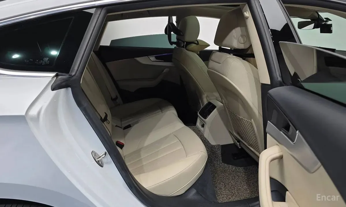 AUDI A5 40 TFSI 2022