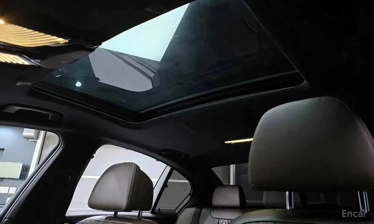 BMW 530I M XDRIVE 2023