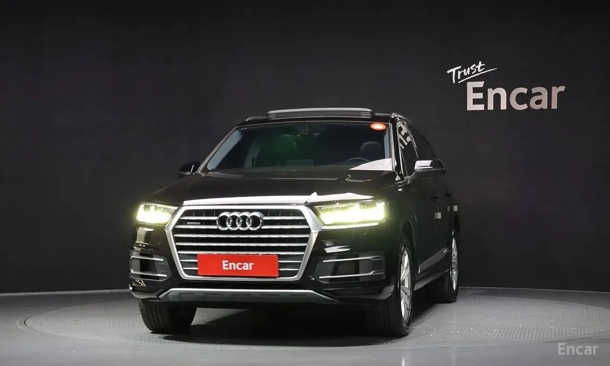 AUDI Q7 45TFSI 2019