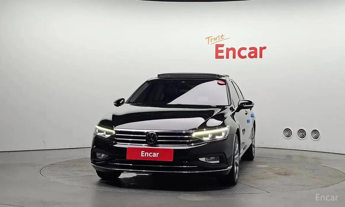 VOLKSWAGEN PASSAT GT 2 2022