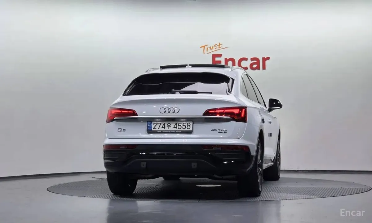 AUDI Q5 45 TFSI 2022