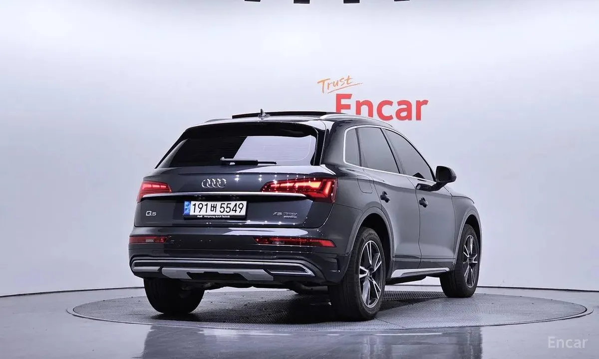 AUDI Q5 45 TFSI 2021