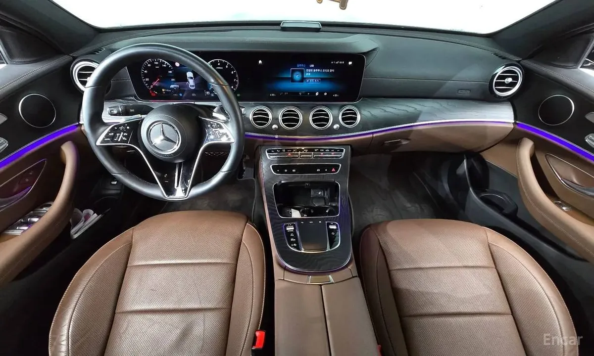 MERCEDES-BENZ W213 2022