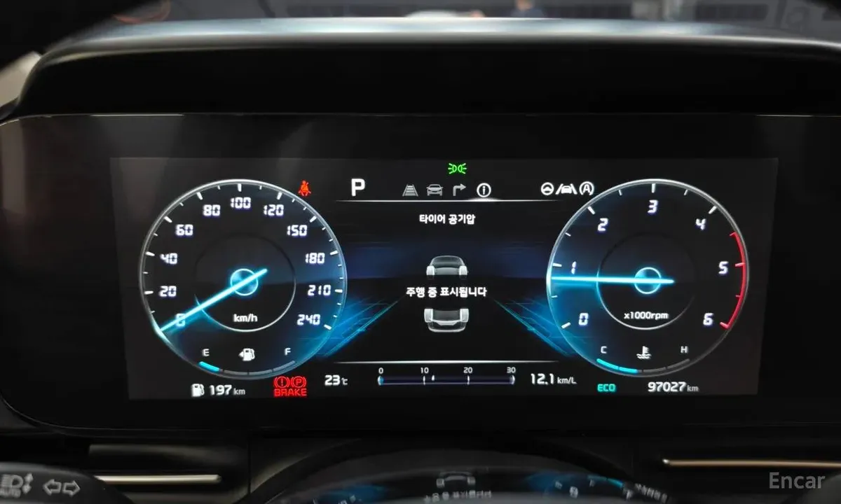 KIA CARNIVAL 2023