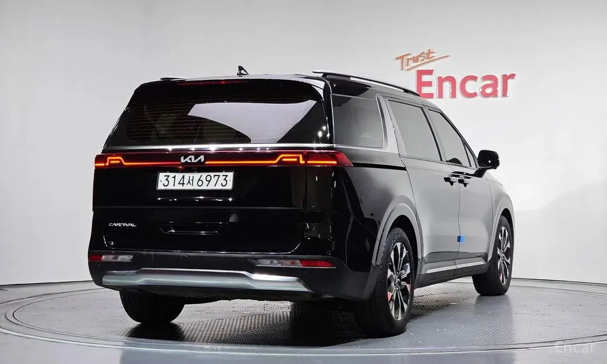 KIA CARNIVAL NOBLESSE 2022
