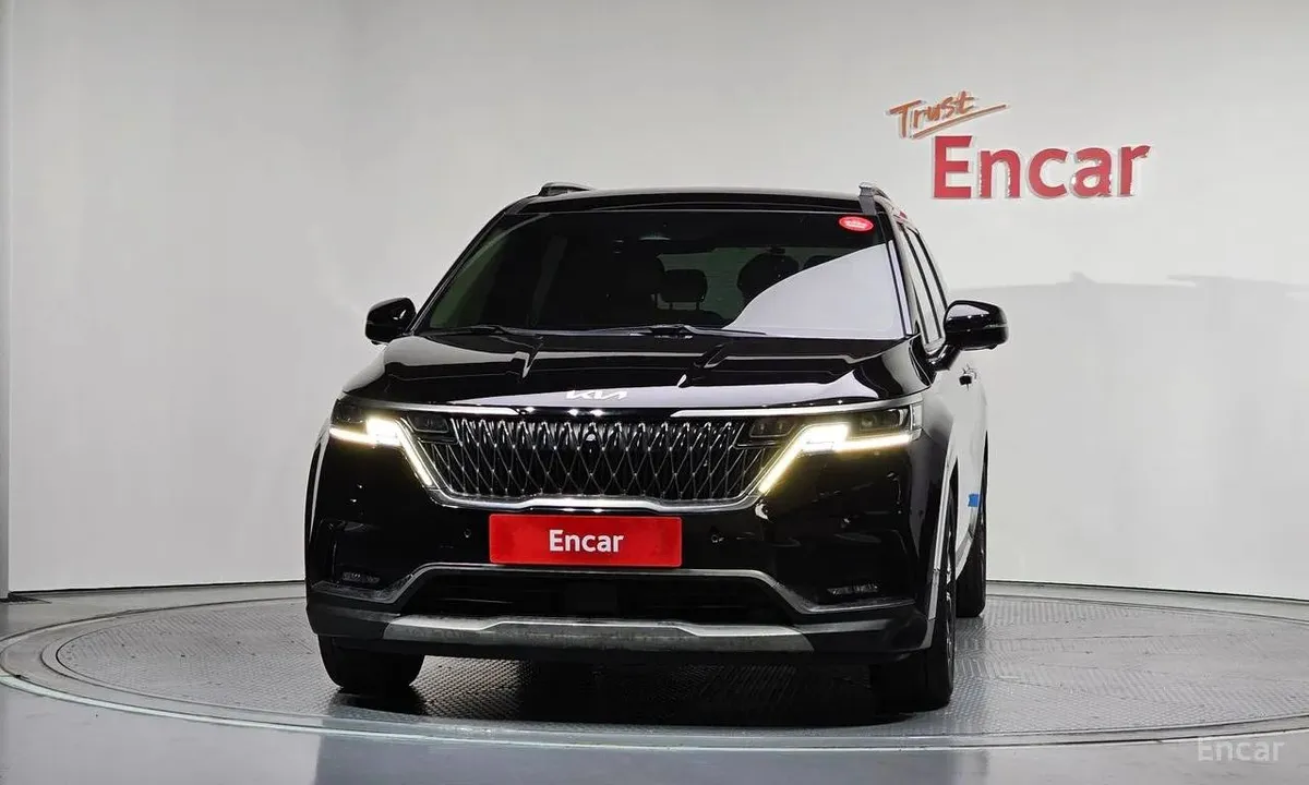 KIA CARNIVAL NOBLESSE 2022