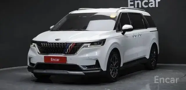 KIA CARNIVAL NOBLESSE 2021