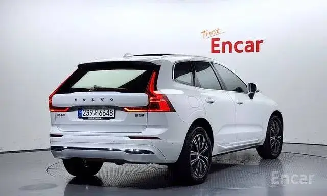 VOLVO XC60 B5 INSPIRATION 2021