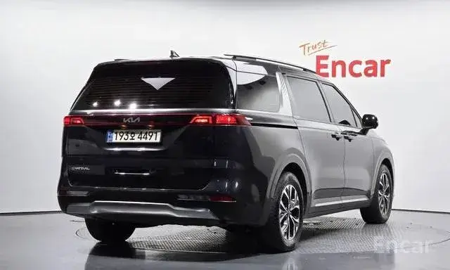 KIA CARNIVAL SIGNATURE 2022