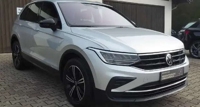 VOLKSWAGEN TIGUAN 2021
