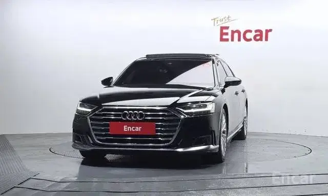 AUDI A8 D5 55 TFSI 2021