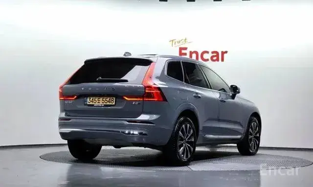 VOLVO XC60 B5 2023