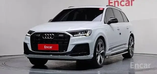 AUDI Q7 55 TFSI 2023