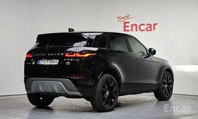 LAND ROVER EVOQUE 2021