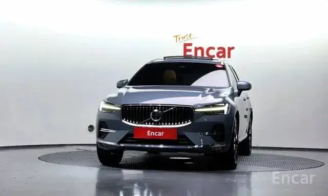 VOLVO XC60 B5 2023
