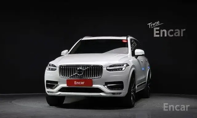 VOLVO XC90 B6 2022