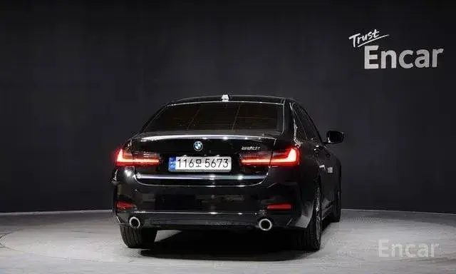 BMW 320I 2023